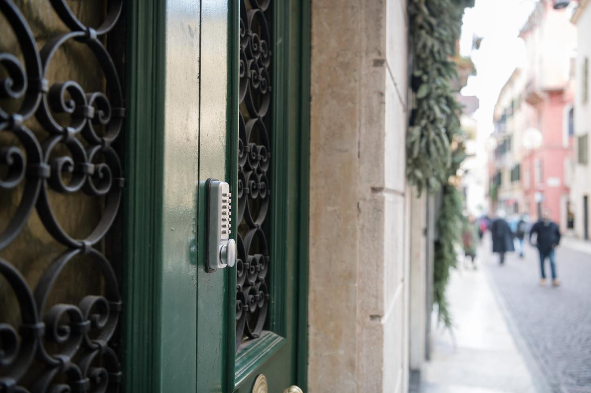 Verona Boutique House Exterior photo